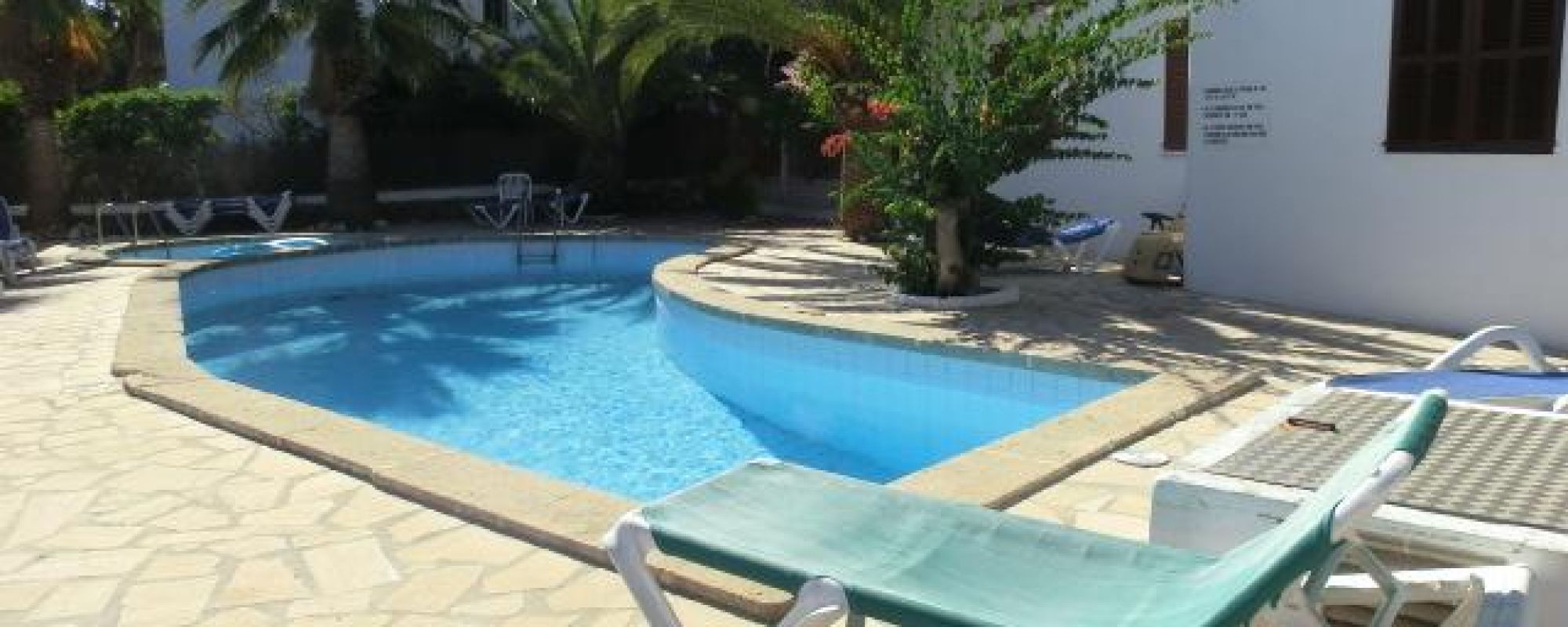 APARTMENT IN A SMALL RESIDENTIAL COMPLEX IN CALA DOR