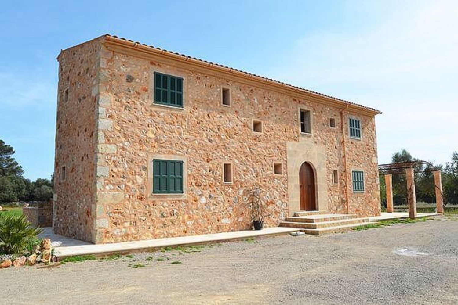 COUNTRY HOUSE CAS CONCOS / FELANTIX