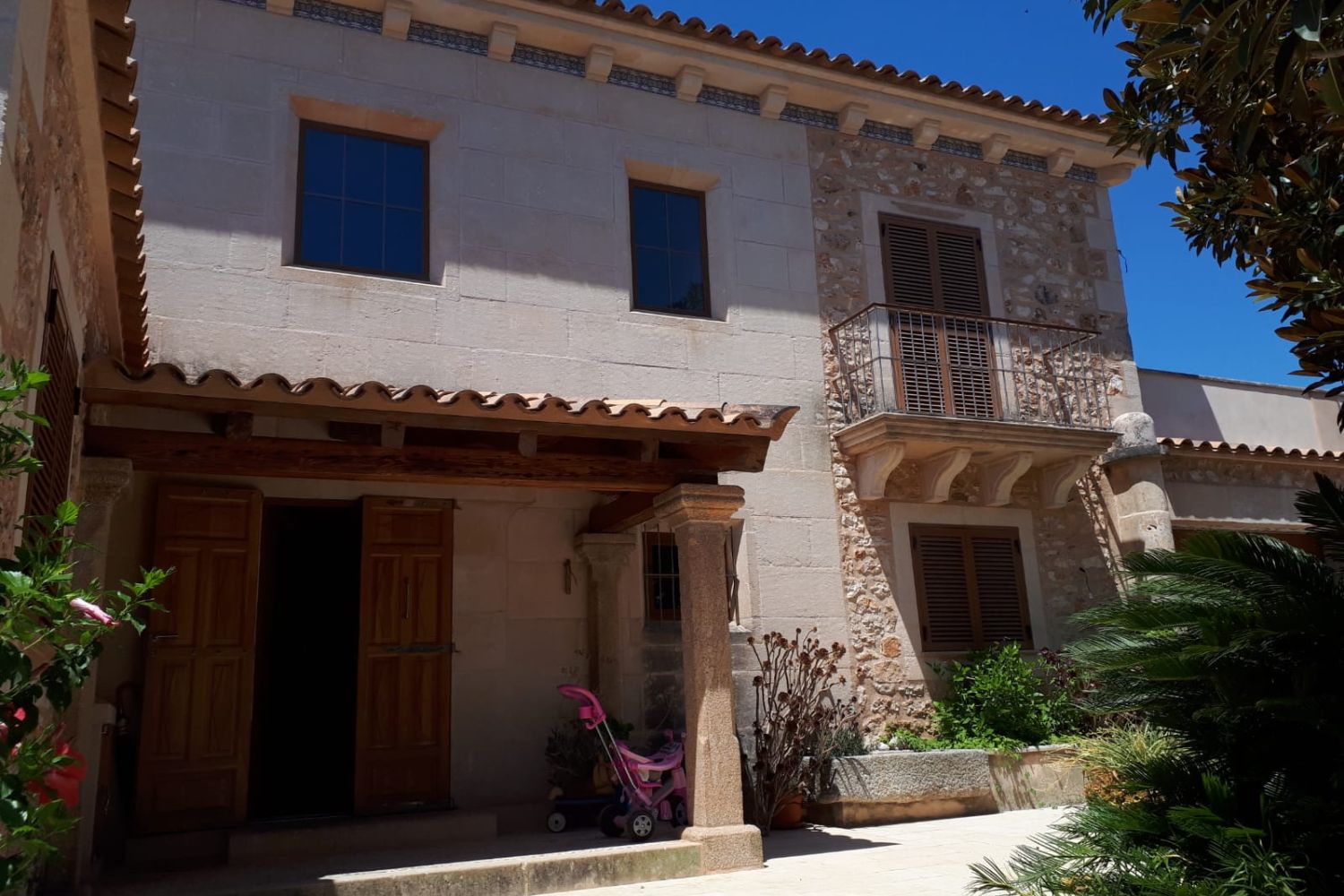 LARGE FINCA NEAR FELANITX