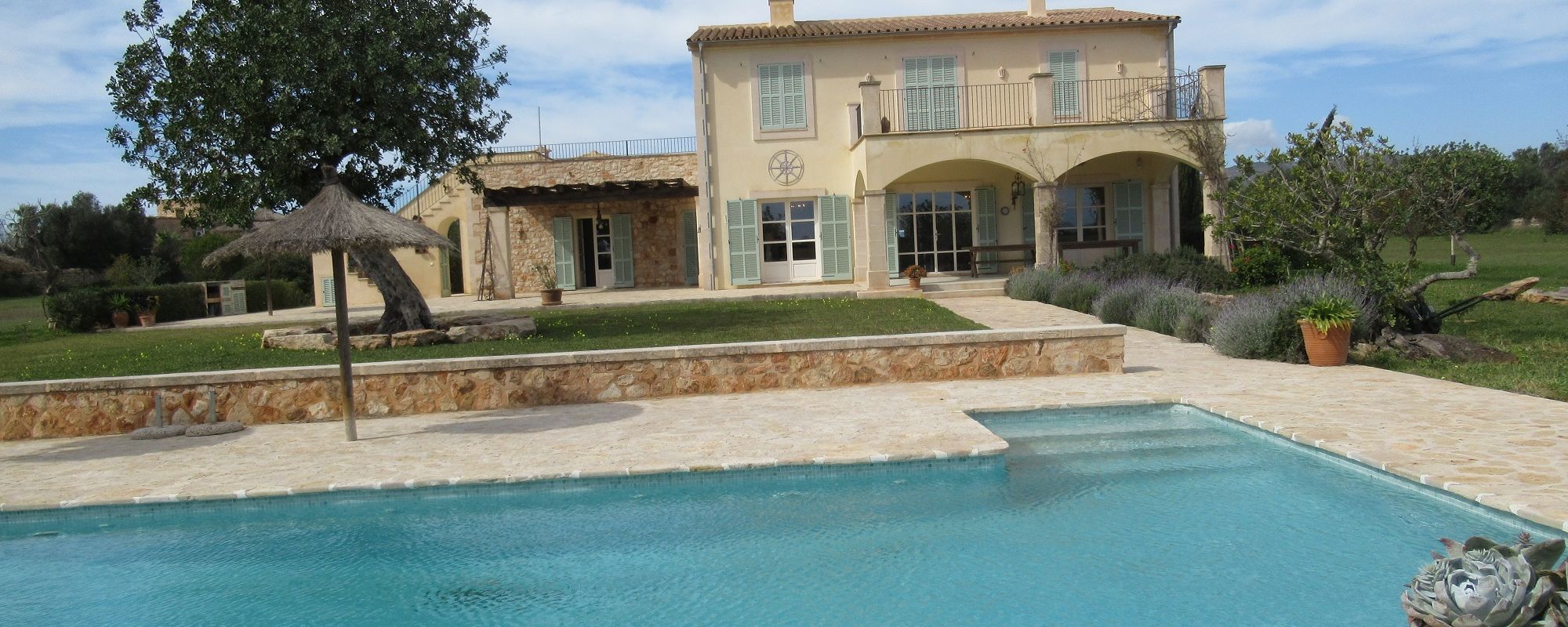 Finca Santanyi with renting licence