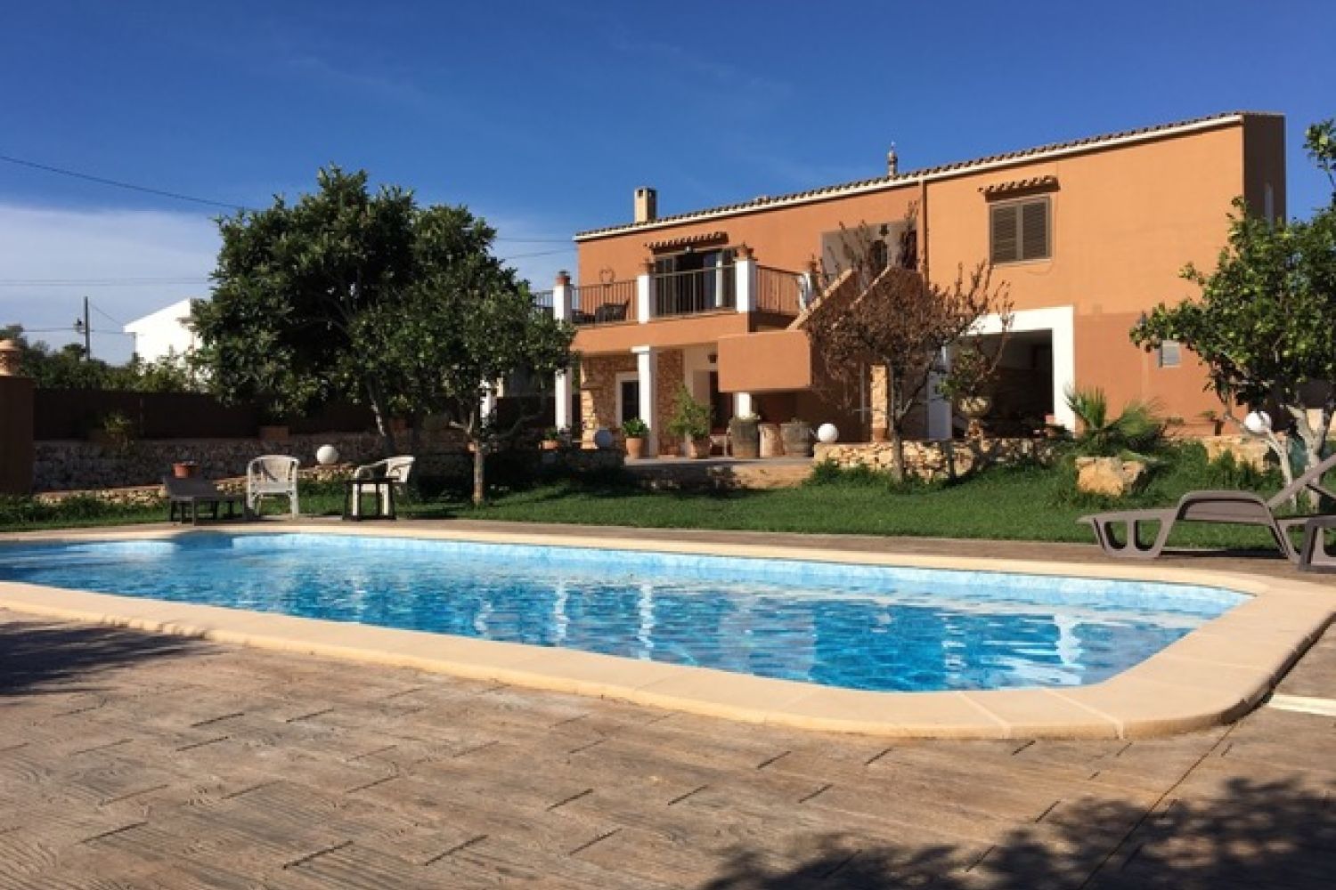 Gran casa de 2 partes con vista al mar en S´Horta