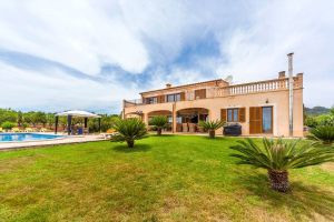 Sensacional finca con vistas al mar y licencia turística
