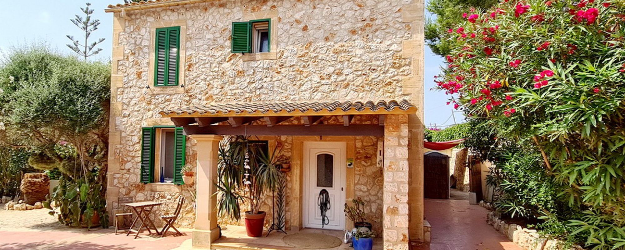 Gran finca con casa de invitados
