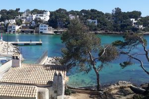 ANWESEN MIT LIZENZ DIREKT IM JACHTHAFEN VON CALA d`OR