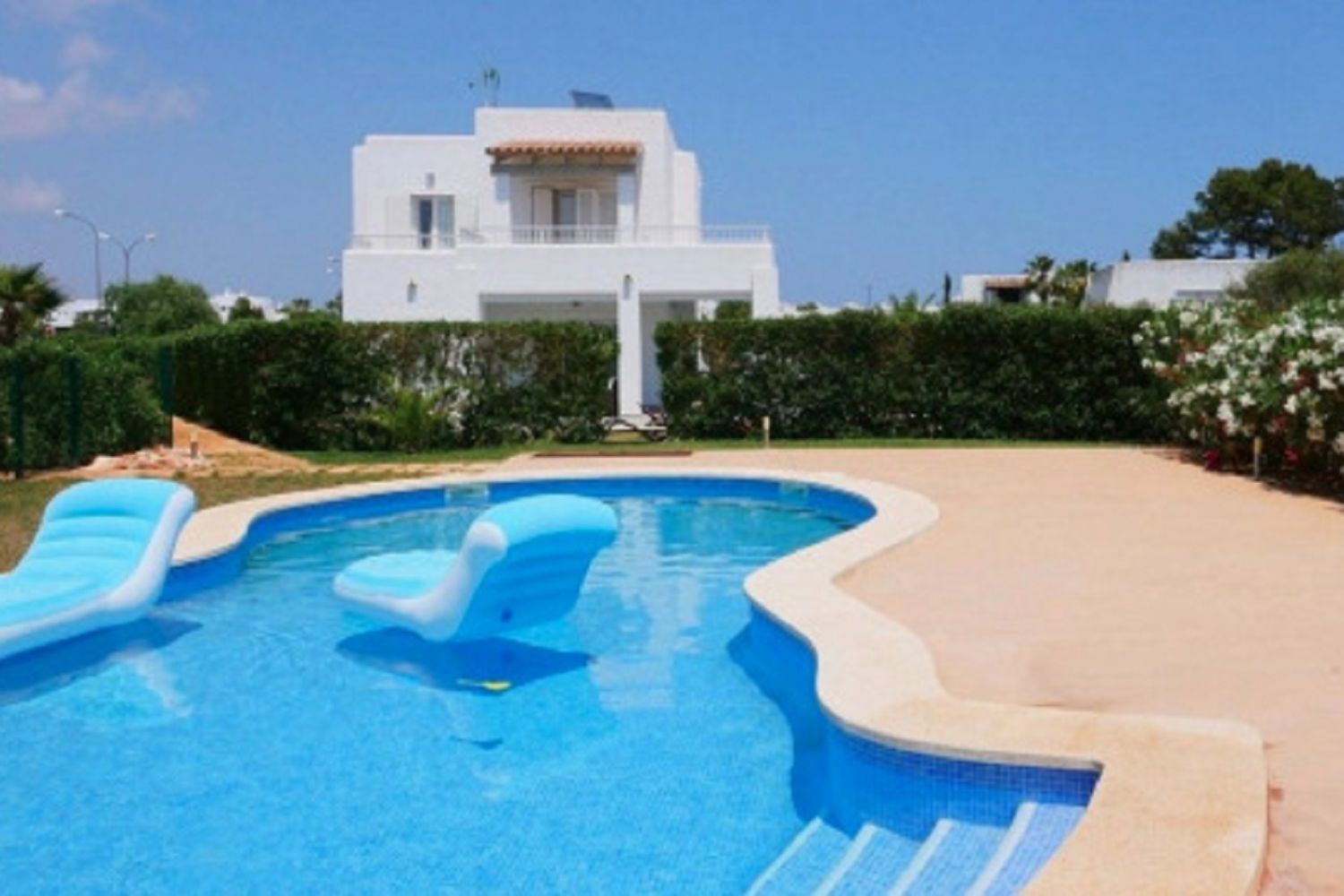 Villa in Cala Egos nahe dem Strand