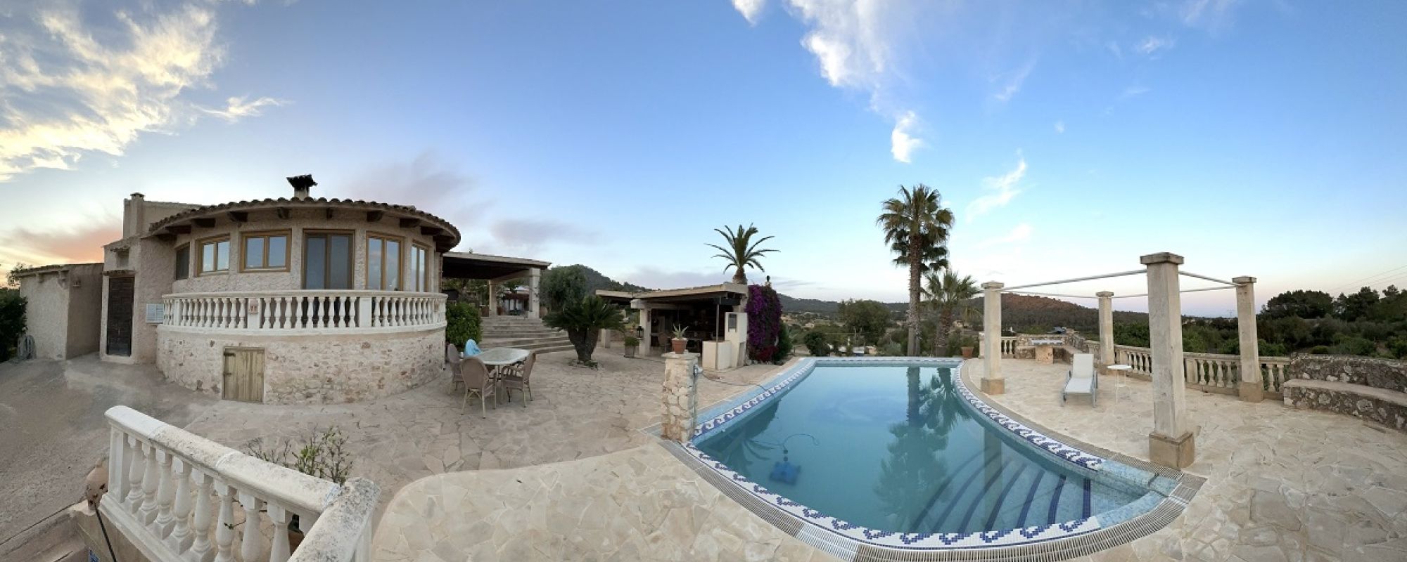 Mallorquinische Finca mit Meerblick
