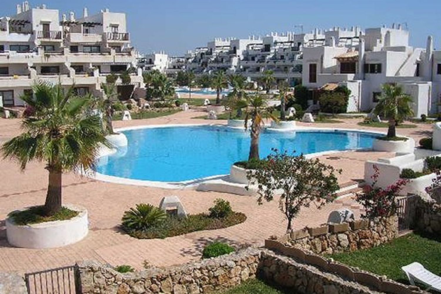 VILLA NEAR THE BEACH