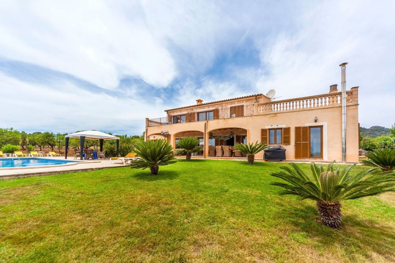 Sensacional finca con vistas al mar y licencia turística