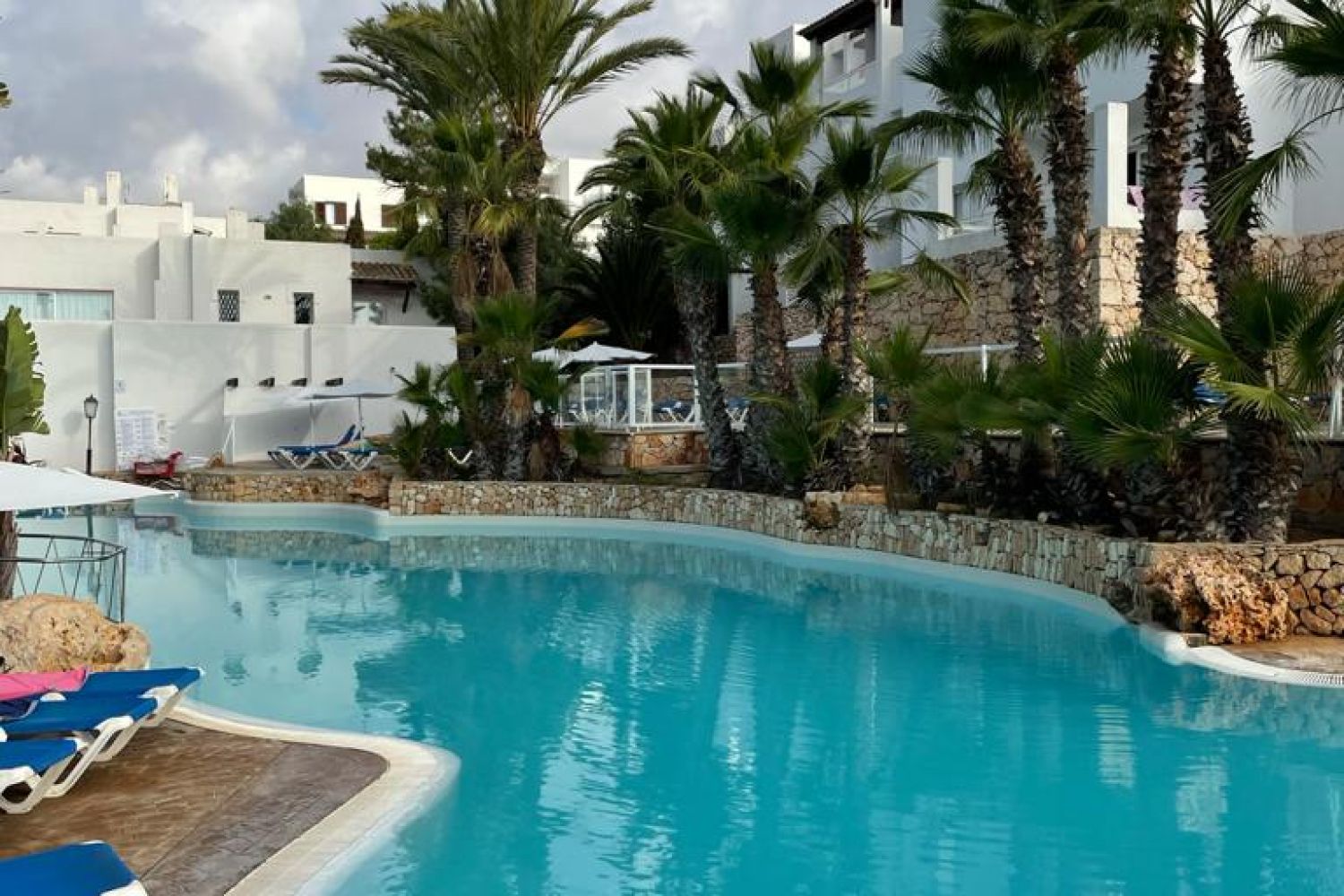 Renovated apartment on the harbor