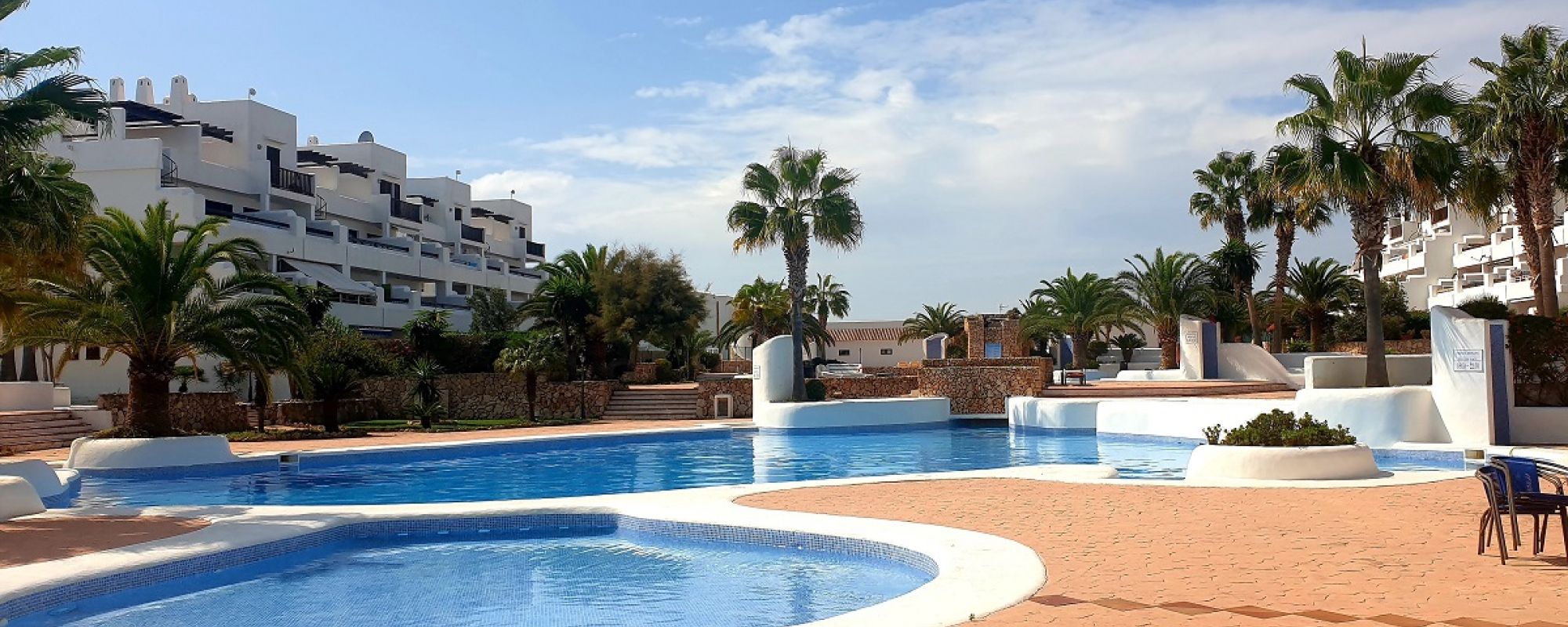 GARTEN APARTMENT IN RESIDENZ MARINADOR II MIT 7 (!!!) POOLS