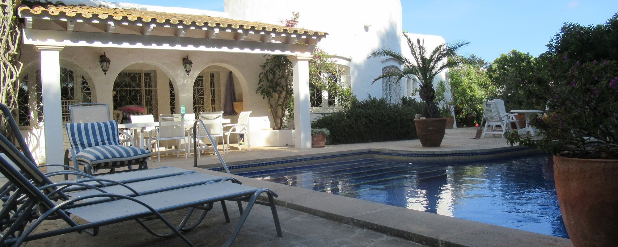 CHALET IN CALA ESMERALDA